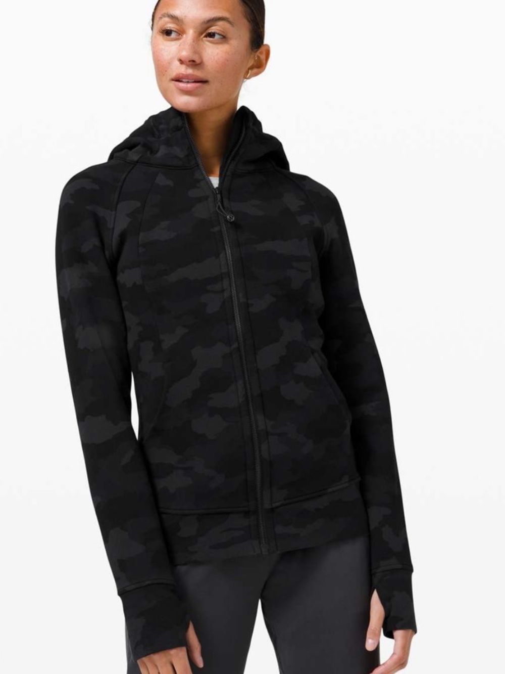 LULULEMON Scuba Hoodie Cotton Fleece
Heritage 365 Camo Deep Coal Multi
Size 6